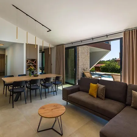 With Stunning Views Villa *