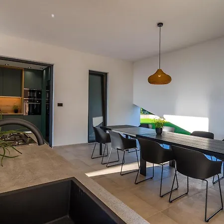 With Stunning Views Villa *