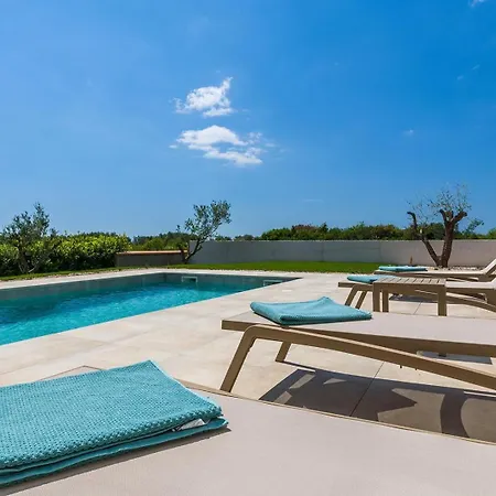 With Stunning Views Villa