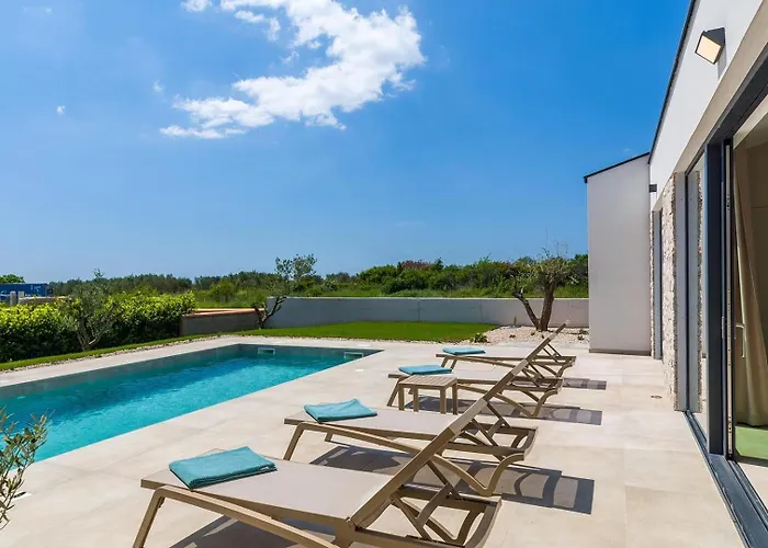Villa With Stunning Views Vodnjan