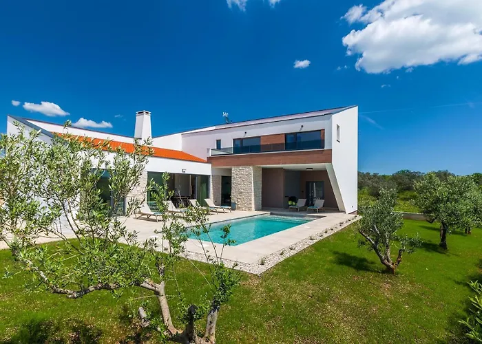 With Stunning Views * Vodnjan