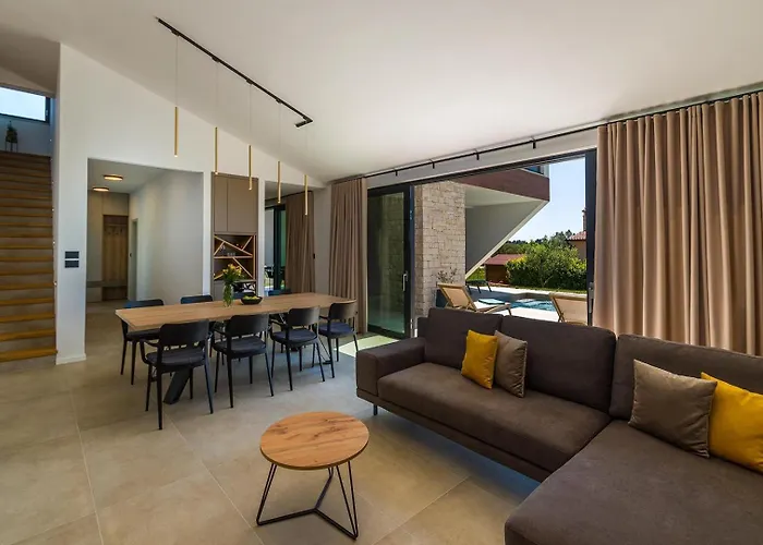 With Stunning Views Villa *