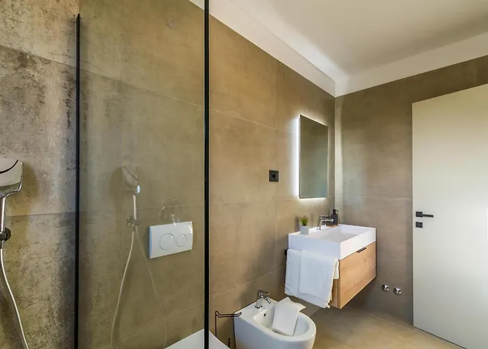 With Stunning Views *