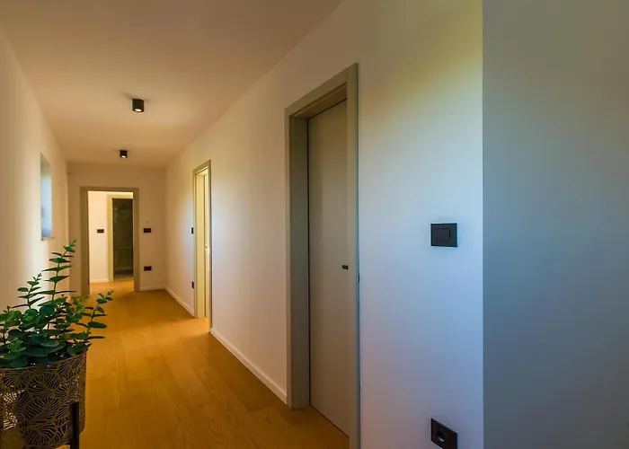 Villa With Stunning Views *